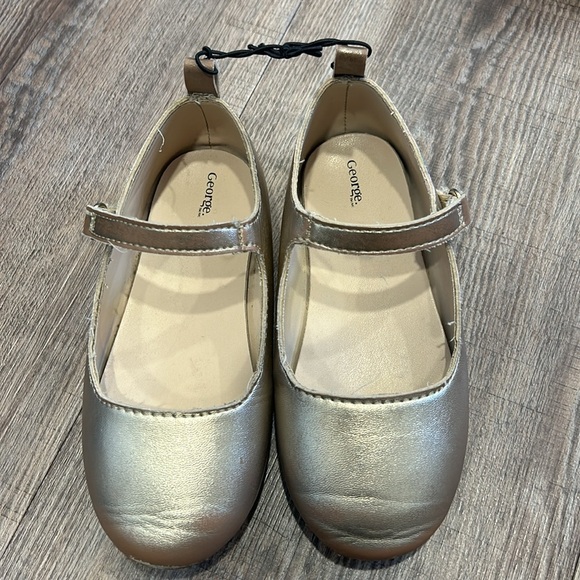 George Gold Dress Shoes with Elegant Strap - Picture 4 of 5